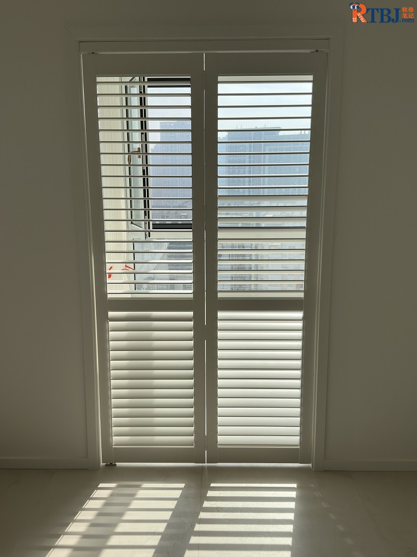 百叶折叠门.jpg
